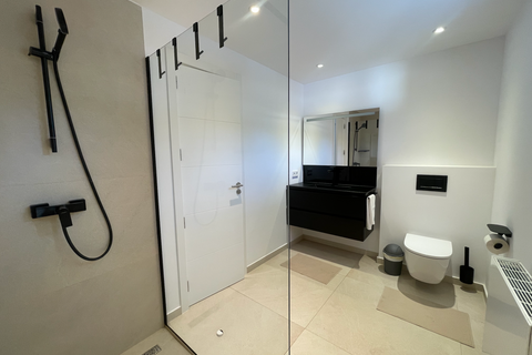 Villa a Palmanova, Mallorca, Palmanova - € 9.800/mes | Ref: EE2106 - foto 9